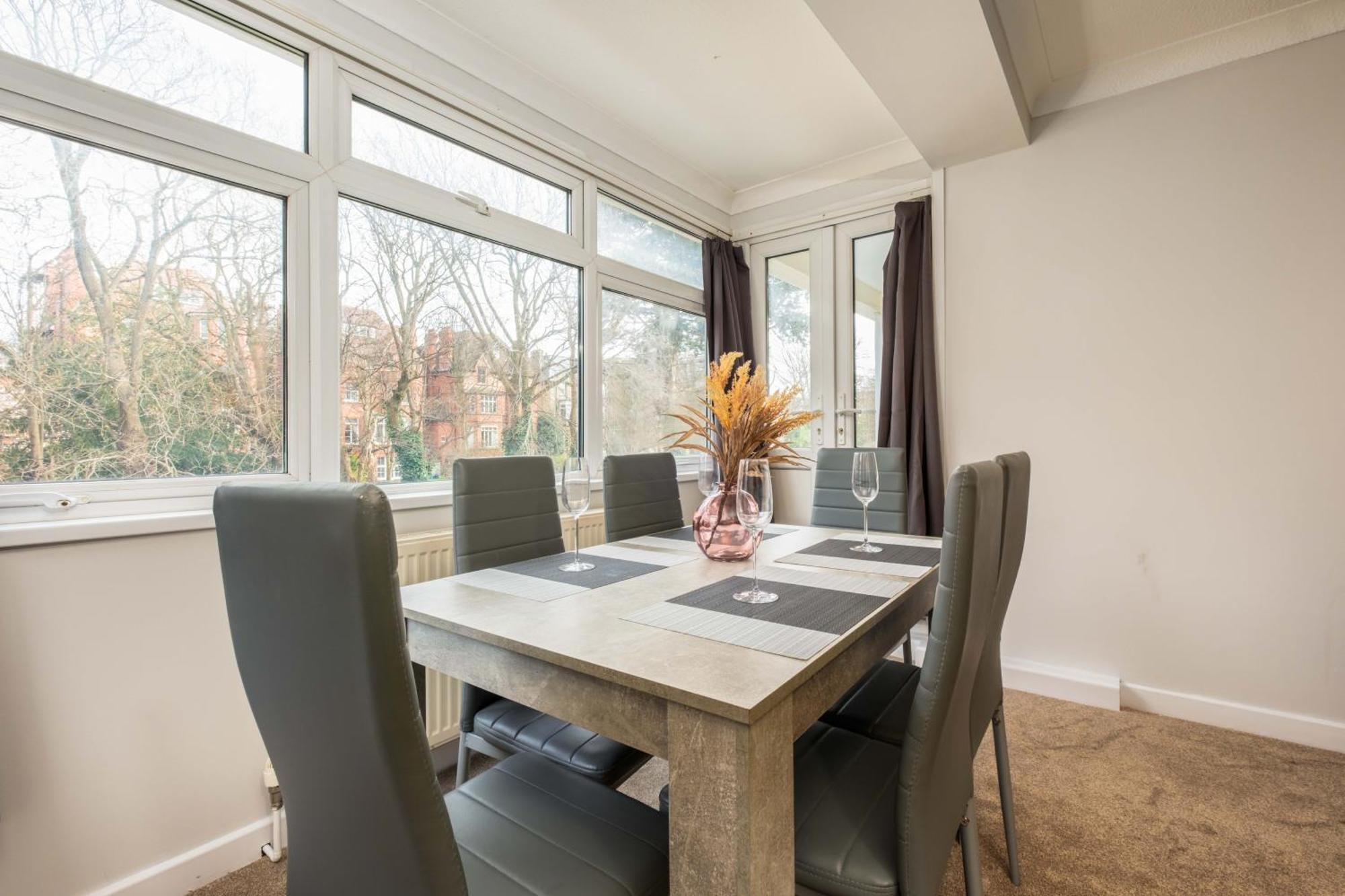 Stylish 2 Bedroom In Central Brighton Free Parking Near Beach And Train Station المظهر الخارجي الصورة